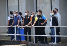 รองฯทวีศักดิ์ฯ ลงพื้นที่ติวเข้ม รับมือสถานการณ์น้ำเจ้าพระยา