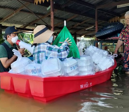 ซีพีเอฟ ส่งเสบียงจนกว่าสถานการณ์จะคลี่คลาย เร่งส่งอาหารจากใจ สู้ภัยน้ำท่วม 24 จังหวัด ต่อเนื่อง