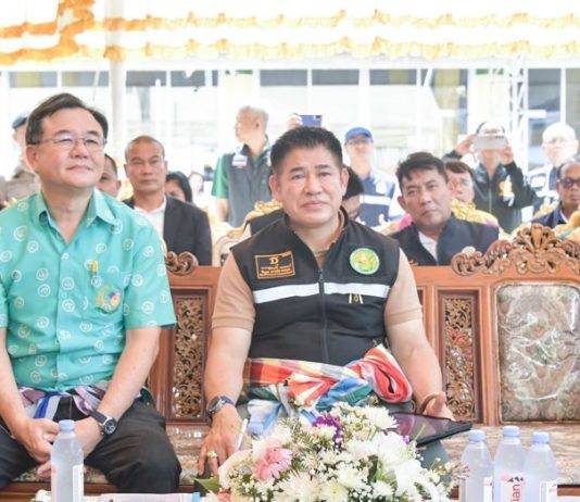 ชาวทุ่งสงเฮ! รมว.ธรรมนัส ลงพื้นที่คลายปัญหา ท่วม-แล้ง เมืองนครศรีธรรมราช