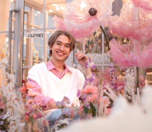 “ฟลุ้ค- ณธัช” หวานกรุบ!!! เนรมิตคาเฟ่ ธีม Garden of Love รับวาเลนไทน์ ด้วยดอกไม้จากแฟนคลับ