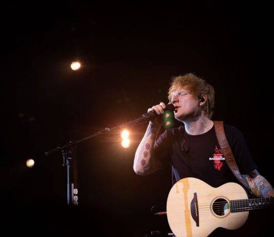 ED SHEERAN สร้างปรากฏการณ์ตรึงใจกับคอนเสิร์ตสุดใกล้ชิด‘An Evening with Ed Sheeran’ เปิดตัว UOB LIVE ศูนย์รวมการจัดงานแห่งใหม่ใจกลางกรุงเทพฯ