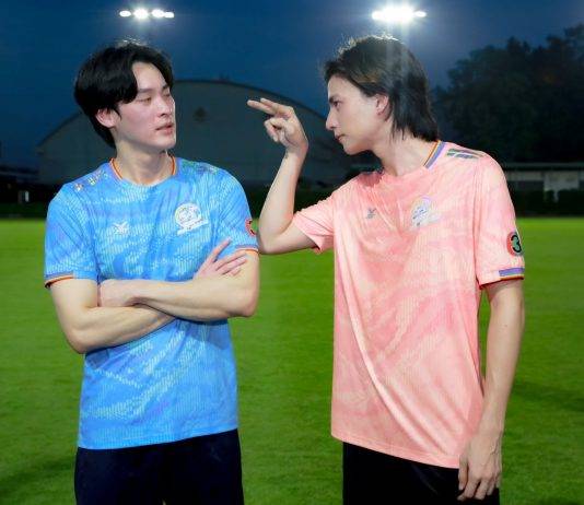 “กลัฟ-เก้า” กัปตัน 2 พร้อมเปิดศึกดวลแข้ง “54 ปี 3 Miracles”ชวนแฟนช่อง 3 มาร่วมเชียร์ 23 มีนาคมนี้ ที่สนามศุภชลาศัย!