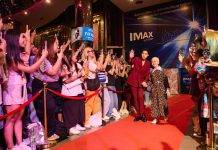 “GDH” จัดงานกาล่าพรีเมียร์ ภาพยนตร์ “หลานม่า” ทีมนักแสดงเปิดตัวเดินพรมแดงอย่างยิ่งใหญ่ “บิวกิ้น” โชว์ร้องเพลงประกอบภาพยนตร์ “สวยงามเสมอ” พร้อมเสียงเปียโน จาก “โต๋ ศักดิ์สิทธิ์”