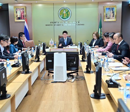 ‘รมช.อรรถกร’ ประชุมนัดแรกแก้ปัญหา ‘ปลาหมอคางดำ’ เร่งวางกรอบแนวทางการทำงาน เตรียมตั้งคณะทำงานระดับจังหวัด พร้อมเคาะ 5 มาตรการควบคุมกำจัดการแพร่ระบาด ดันยกระดับเป็นวาระแห่งชาติ หวังแก้ปัญหาอย่างจริงจัง