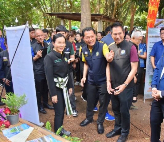 รมว.นฤมลฯ ขึ้นเหนือ ตรวจศูนย์ข้าวชุมชน เสริมศักยภาพชาวนาให้เข้มแข็ง