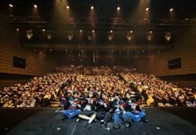 POW ปิดฉากคอนเสิร์ตแฟนมีตติ้งครั้งแรก ‘Switch Up’ ด้วยน้ำตาและความซาบซึ้ง: “ทุกอย่างเป็นเพราะแฟนๆ ของเรา… เราหวังว่าแฟนคอนครั้งนี้จะเป็นความทรงจำที่ดีและมีความสุข”