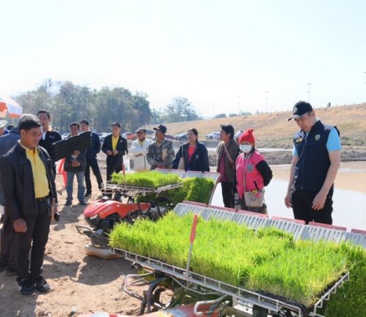 ชป.ร่วมขับเคลื่อนมุกดา smart farm 349 model