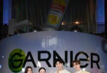 หน้าไบรท์ ไม่เอี๊ยด เก้า-สกาย-นานิ ท้าให้ลองโฟมเซรั่มวิตซีสูตรใหม่ Garnier Bright Complete Serum Cleanser เปิดตัวอลังการพร้อมอ่างล้างหน้าขนาดยักษ์ ใจกลางห้าง Emsphere