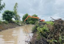 เปิดทางน้ำทั่วไทย!!!กรมชลฯ ลุยกำจัดผักตบ – ติดตั้งเครื่องสูบน้ำ เร่งระบายน้ำช่วยประชาชนฝ่าวิกฤตฤดูฝน