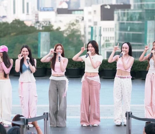 “FELIZZ” แจกความสดใส ชวนแฟนๆ มาเติมแมวแบบฉ่ำ ในงาน “FELIZZ PAWS UP STAGE HAPPENING STAGE ครั้งที่ 2 ณ ICONSIAM PARK