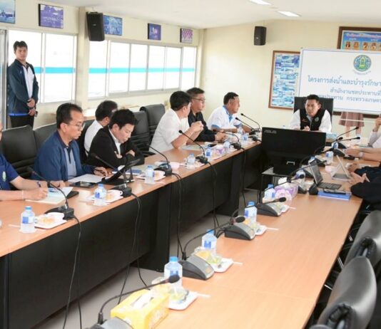 ชป. ลุยเร่งระบายน้ำคลองชายทะเล รับมือฝน-น้ำหนุน จ.สมุทรปราการ