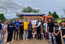 โครงการชลประทานศรีสะเกษ ปันน้ำใจ มอบนมให้กับเทศบาลเมืองศรีสะเกษ และญาติผู้เสียชีวิตจากเหตุการณ์ระเบิดตามแนวชายแดน ไทย- กัมพูชา