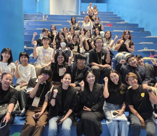 คณะวารสารฯ มธ. จับมือธนาคารจิตอาสา เปิดเวที “Signal Lost”ชวนวัยรุ่นค้นหาตัวตนในยุคดิจิทัลที่เชื่อมต่อแต่โดดเดี่ยว