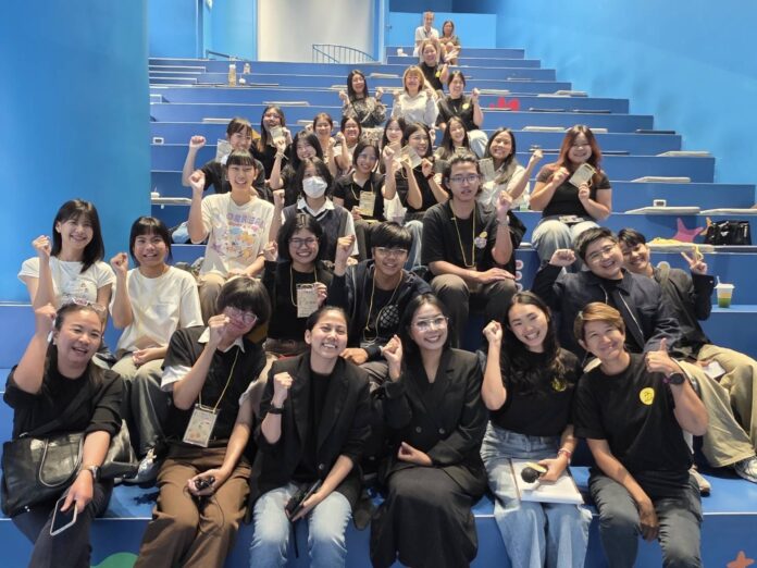 697D6FE3-1F9F-4C39-9757-EDF7EFE67F5B