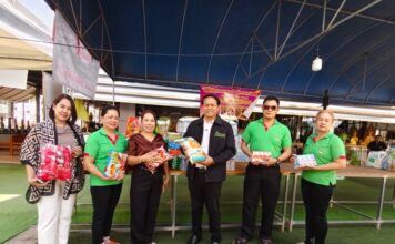 จินดาสมุนไพร ส่งน้ำใจสู้ภัยน้ำท่วมช่วยผู้ประสบภัยหาดใหญ่ สงขลา