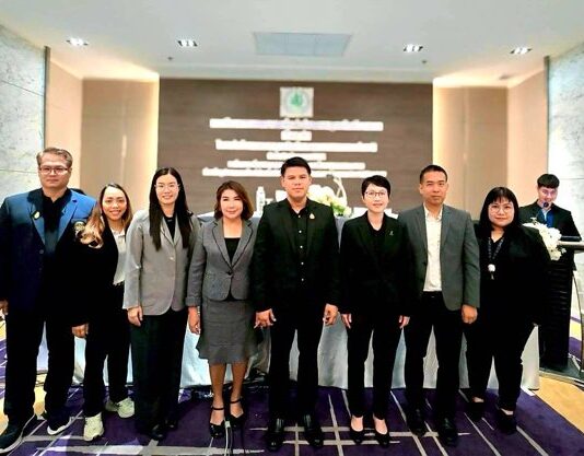 มกอช. เดินหน้าผลักดัน “ผำ” พืชพื้นบ้านสู่ “อาหารแห่งอนาคต” (Future Food) รุกจัดทำร่างมาตรฐานสินค้าเกษตร ยกระดับคุณภาพ ความปลอดภัย พร้อมเพิ่มศักยภาพการแข่งขันอาหารไทยในตลาดโลก