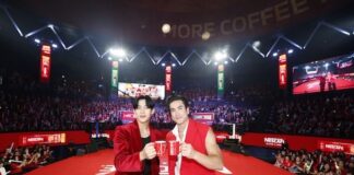 เนสกาแฟสร้างปรากฏการณ์เนรมิตเวทีมวยจัดงานใหญ่ “เนสกาแฟ เบลนด์ แอนด์ บรู เมค ดิส โมเมนต์ มอร์” เปิดตัว “เนสกาแฟ เบลนด์ แอนด์ บรู ริช อโรมา สูตรใหม่” ชูคอนเซ็ปต์ “เพิ่มกาแฟ เติมนม อร่อยไปอีก”