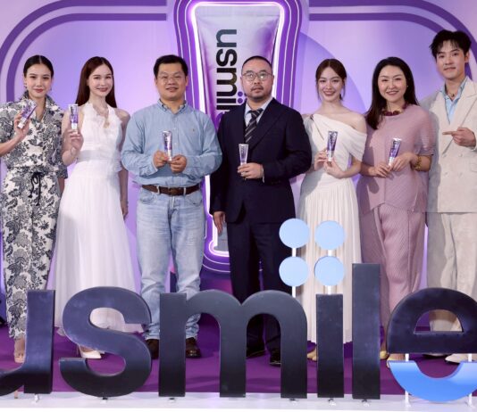 usmile เปิดตัว “Optical White 2.0” นวัตกรรมยาสีฟันไวท์เทนนิ่งออปติคัลสีม่วงสูตรใหม่ โดดเด่นด้วยเทคโนโลยี Purple Corrector และ Triple Enzyme เพื่อฟันขาวขึ้นอย่างเป็นธรรมชาติ พร้อมมอบรอยยิ้มที่ดูสดใสและมั่นใจยิ่งขึ้นในทุกวัน
