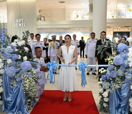 สมเด็จพระเจ้าลูกเธอ เจ้าฟ้าสิริวัณณวรี นารีรัตนราชกัญญา เสด็จเปิดนิทรรศการ”YOUNG รักษ์ทะเล SEA THE CHANGE” จุดประกายพลังคนไทยร่วมสร้างโลกทะเลใหม่ ด้วยมือเรา
